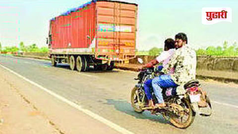 Dharashiv news | राष्ट्रीय महामार्गावरील जकेकूर पूल धोकादायक