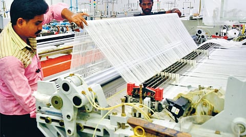 Powerloom workers wage hike |