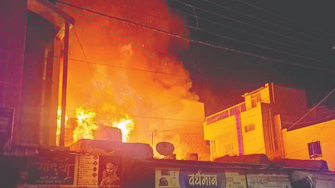 Akkalkot Fire News