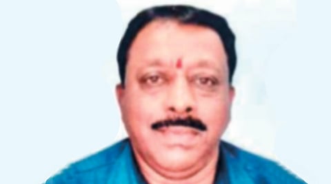 Municipal officer bribe case |