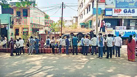 Sangli LPG inspection: 45 गॅस एजन्सीज्, 40 हॉटेल्सची तपासणी