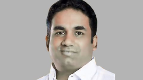 आ. देवेंद्र कोठे