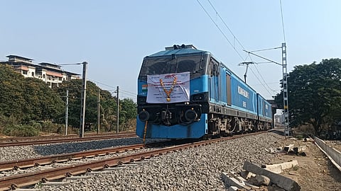 जेएनपीए–दिल्ली फ्रेट कॉरिडॉर ट्रायल इंजिनची यशस्वी चाचणी