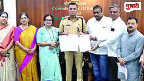 Nashik BJP MLAs Protest