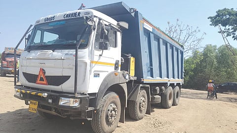 Salav bridge controversy