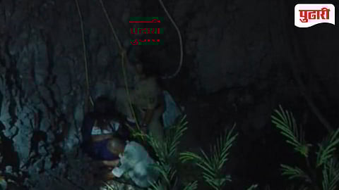 Beed crime | अंधार अन् 30 फूट खोल विहिरीत जीव धोक्यात घालून पोलिसांनी वाचविले महिलेचे प्राण