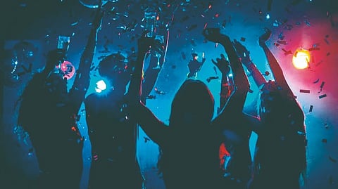 Mumbai drug party | रेव्ह पार्टी कल्चरचा फैलाव!