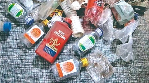 Pandharpur Vitthal temple: विठ्ठल मंदिर दर्शन मंडपातील स्वच्छतागृहात दारूच्या बाटल्या