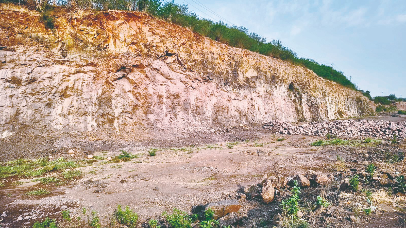 Kolhapur Ratnagiri highway landslide risk |