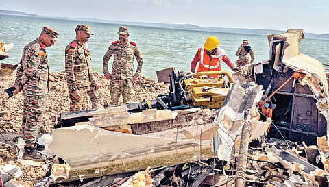 Bargi dam cruise accident |