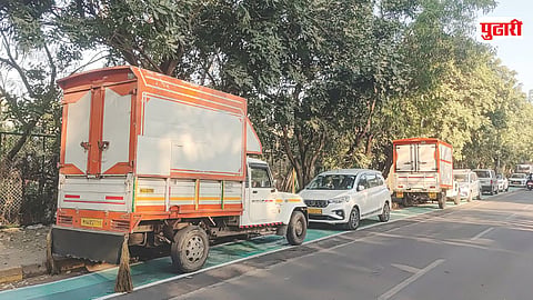 Joggers track parking issue