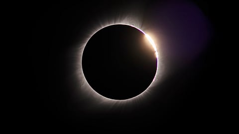 hybrid solar eclipse