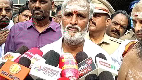 Minister Sekarbabu