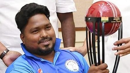 மாற்றுத்திறனாளி வினோத்பாபு