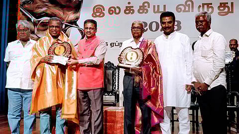 எழுத்தாளர் சுரேஷ்குமார், பேராசிரியர் பஞ்சாங்கம், Aranganathan Award