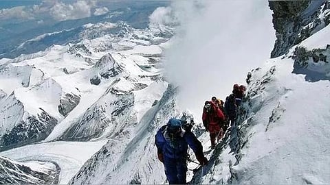 எவரெஸ்ட் சிகரம்