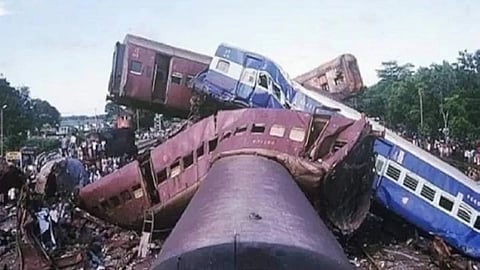 Jnaneswari Express accident