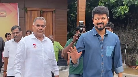 புஸ்ஸி ஆனந்த்