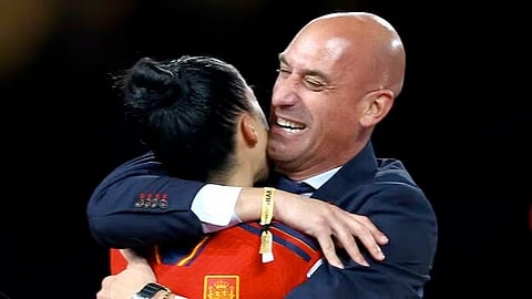 Jennifer Hermoso celebrates with President of the Royal Spanish Football Federation Luis Rubiales
