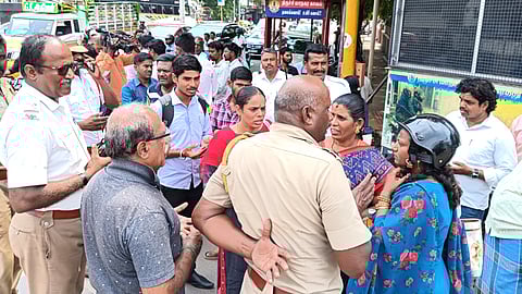 சாலை மறியல் போராட்டம்