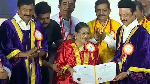 பின்னணி பாடகி சுசிலா