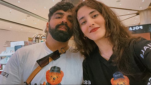 சமீர் கான், ஜாவேரியா கான்