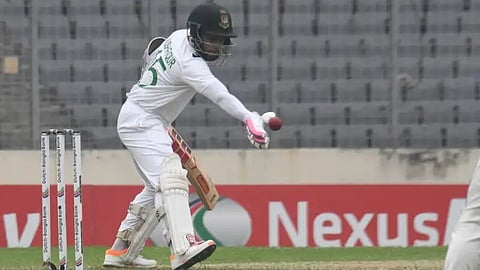mushfiqur rahim handling ball out