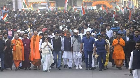 பேரணியில் மம்தா