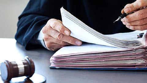 நீதிமன்றம்