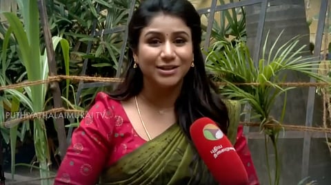 சின்னத்திரை நடிகை ஆலியா மானசா