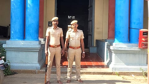 காவல்துறையினர் பாதுகாப்பு