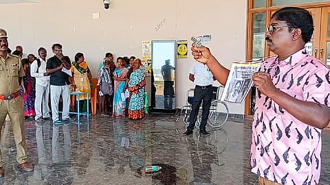 உயிரை மாய்த்துக்கொள்ள முயன்ற சதீஷ்குமார்