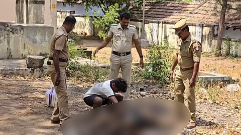 தீக்குளித்த பெண்மணி