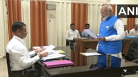 வேட்புமனு தாக்கல் செய்தார் பிரதமர் மோடி