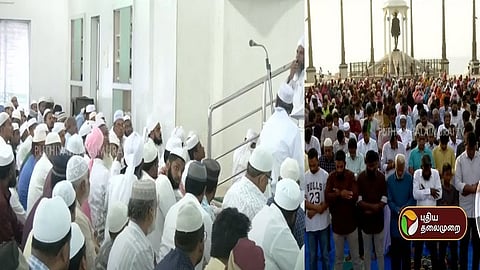 சிறப்புத் தொழுகையில் ஈடுபட்ட இஸ்லாமியர்கள்