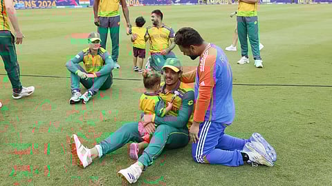 டி காக், ரிஷப் பாண்ட்