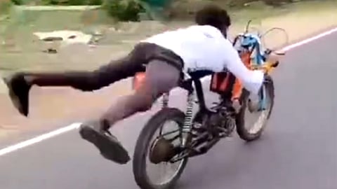 ஆபத்தான பயணம் மேற்கொண்டு மக்களுக்கு இடையூறு செய்த இளைஞர்