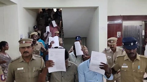 20 ஆண்டுகள் சிறை