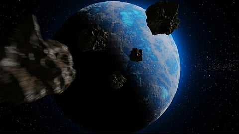 பூமியை கடக்கும் சிறுகோள்