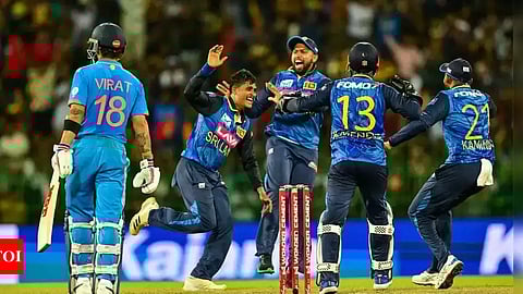 இந்திய அணி - இலங்கை அணி