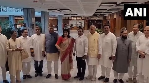 நாடாளுமன்ற கூட்டுக் குழு உறுப்பினர்கள்