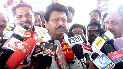 திவாகரன் பேட்டி