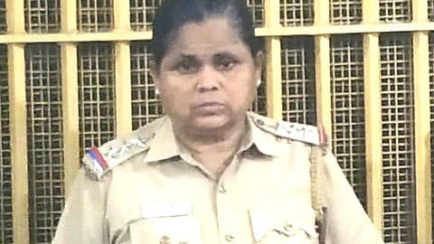 காவல் ஆய்வாளர் கைது