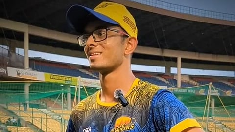 சமித் டிராவிட்