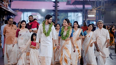 குருவாயூர் கோவிலில் நடைபெறும் திருமணம்