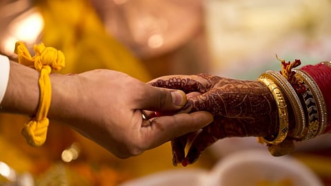 மத்திய அரசு