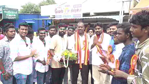 தவெக மாநாட்டிற்கு அழைத்த நிர்வாகிகள்