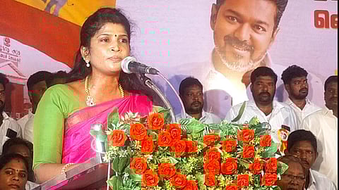 மாவட்ட பொறுப்பாளர் அஜிதா ஆக்னல்