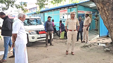 போலீசார் விசாரணை