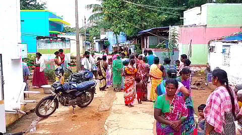 அச்சத்தில் கிராம மக்கள்